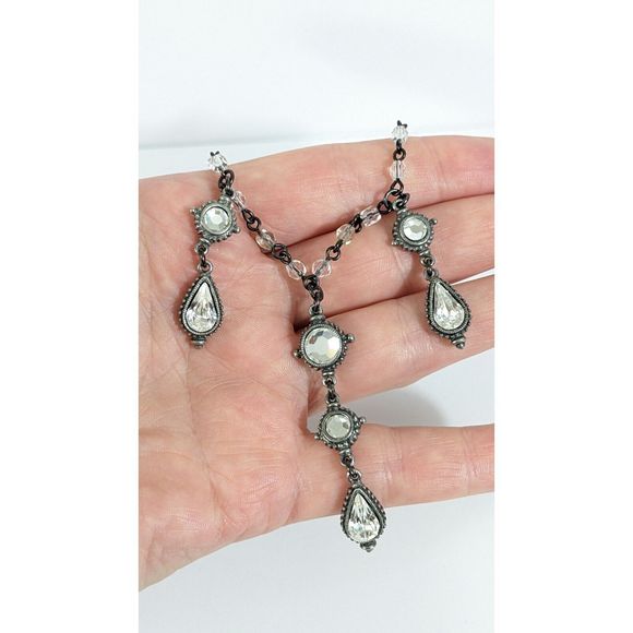 Ben Amun Crystal Dangle Necklace Silver Toned White Colorless Beads Rhinestones - Picture 10 of 12